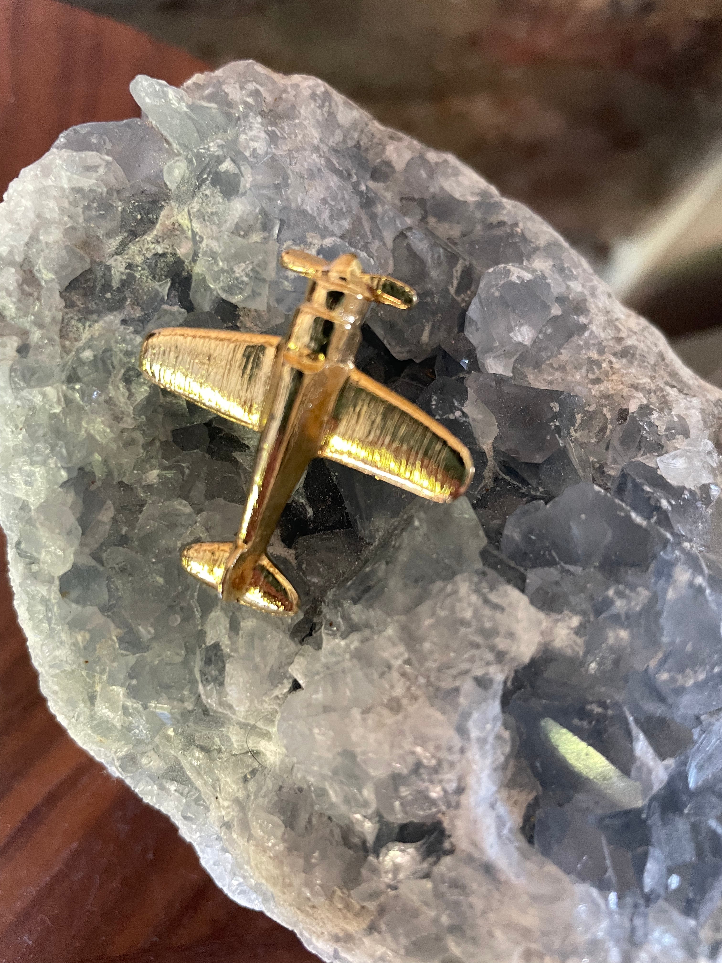 Airplane brooch discount