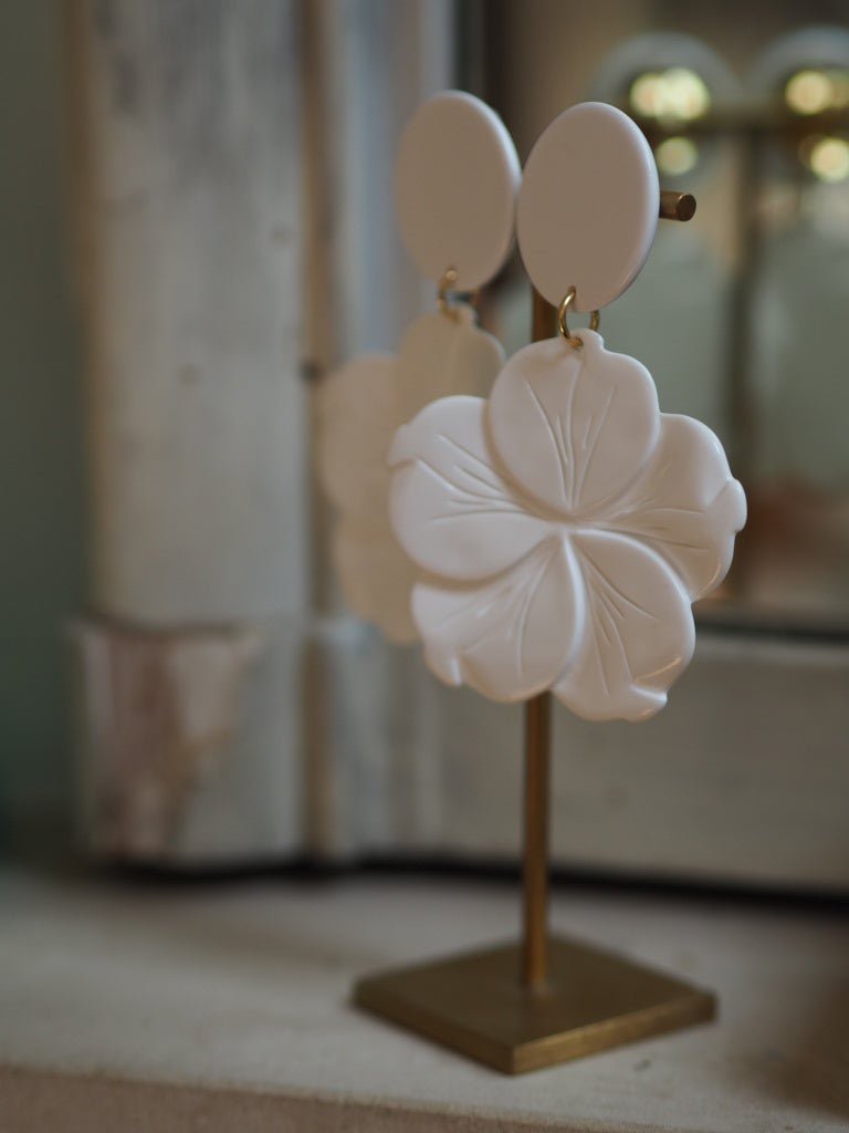 Camelia drop white earrings - Natalia Willmott