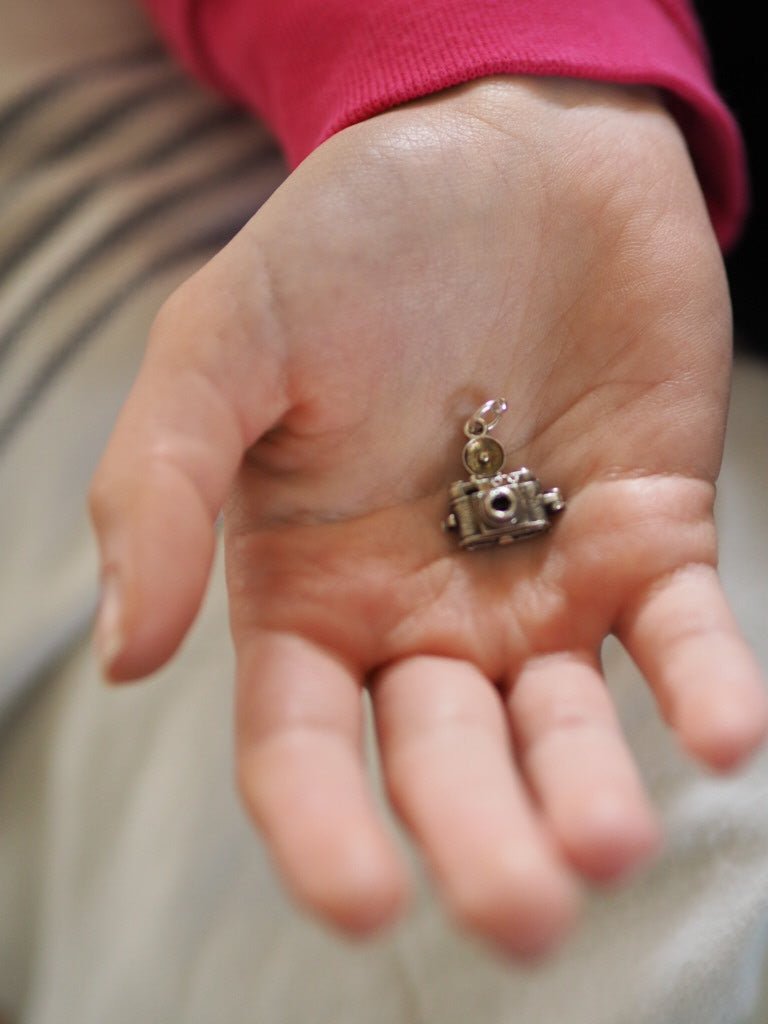 Camera with top flash vintage silver charm - Natalia Willmott