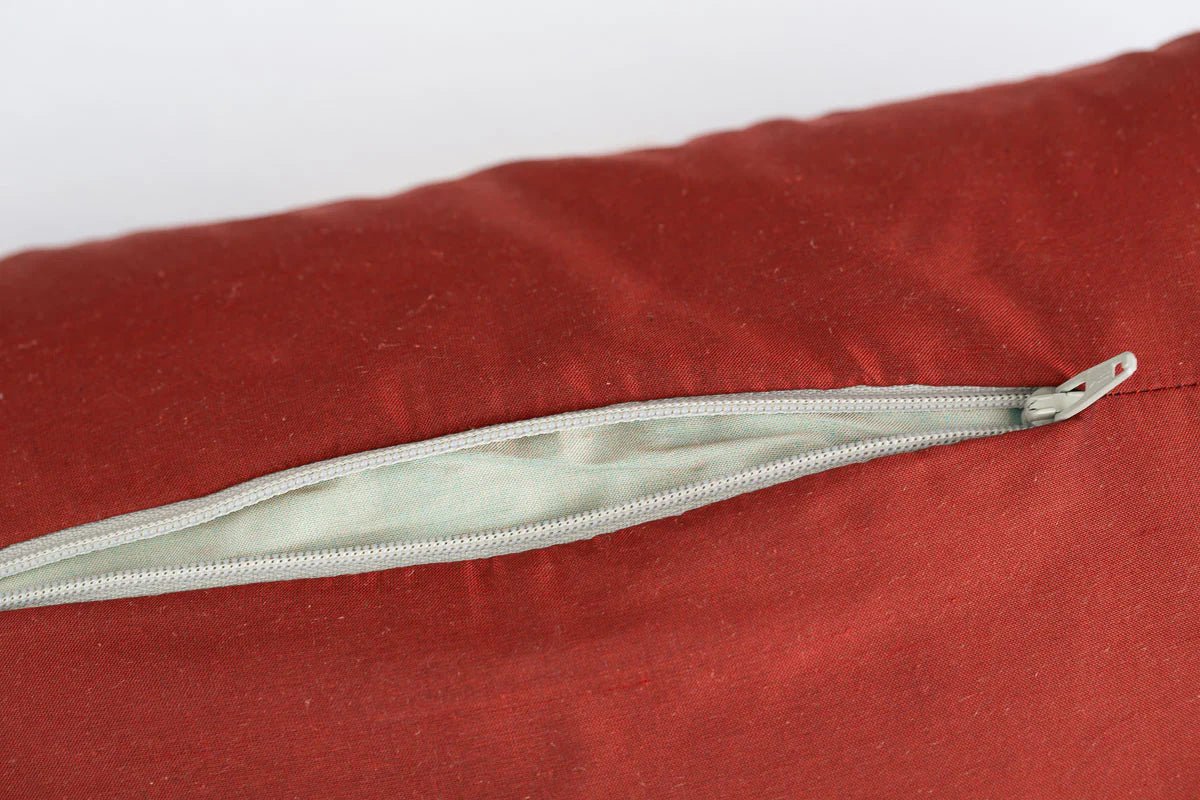 "DECO" INCENSE SILK CUSHION - Natalia Willmott