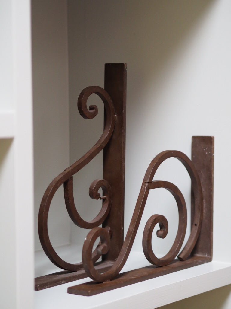 Pair of wrought iron book ends Pekin - Natalia Willmott