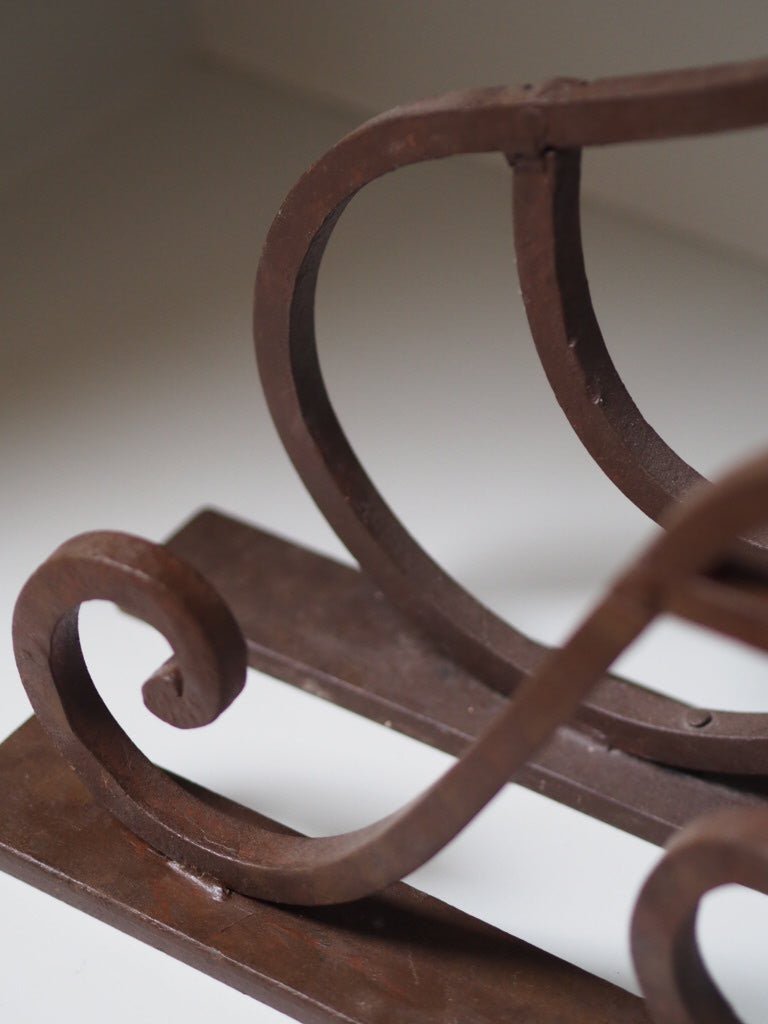 Pair of wrought iron book ends Pekin - Natalia Willmott