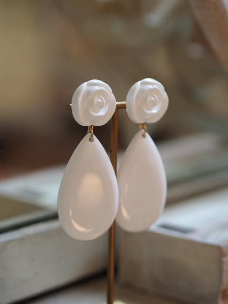Rose drop white earrings - Natalia Willmott