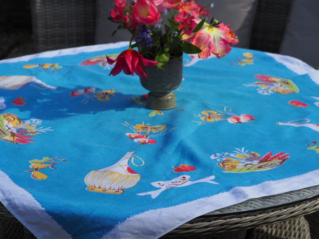Vintage fifties tablecloth - Natalia Willmott