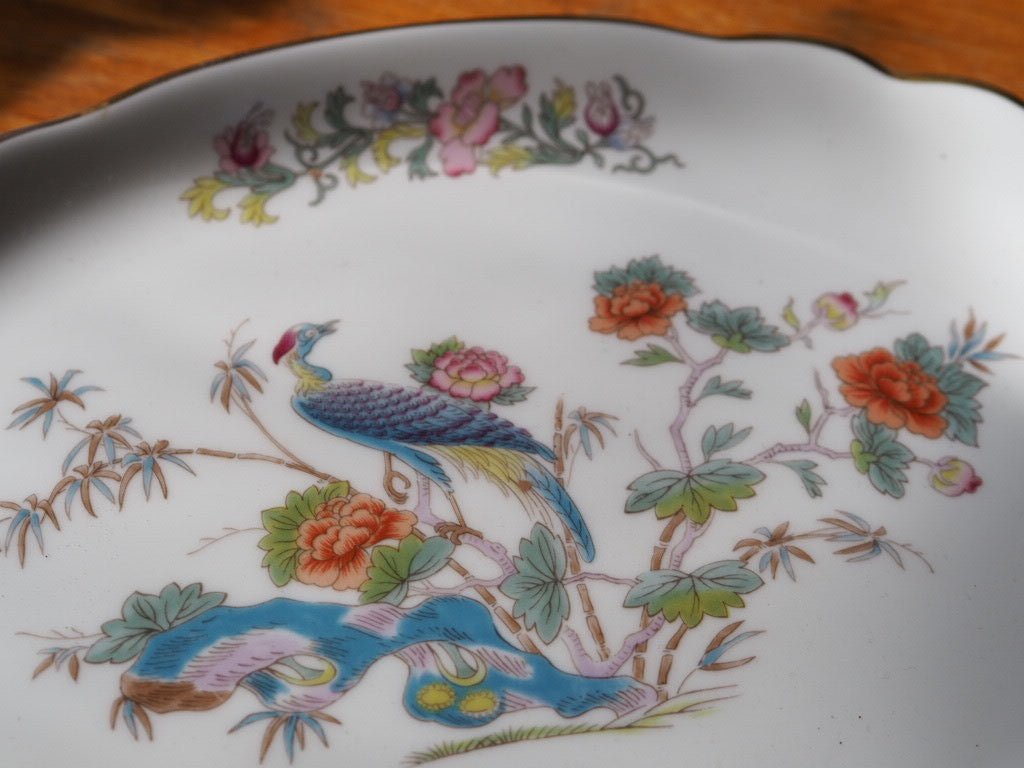 Vintage Kutani Wedgwood dish with crane - Natalia Willmott
