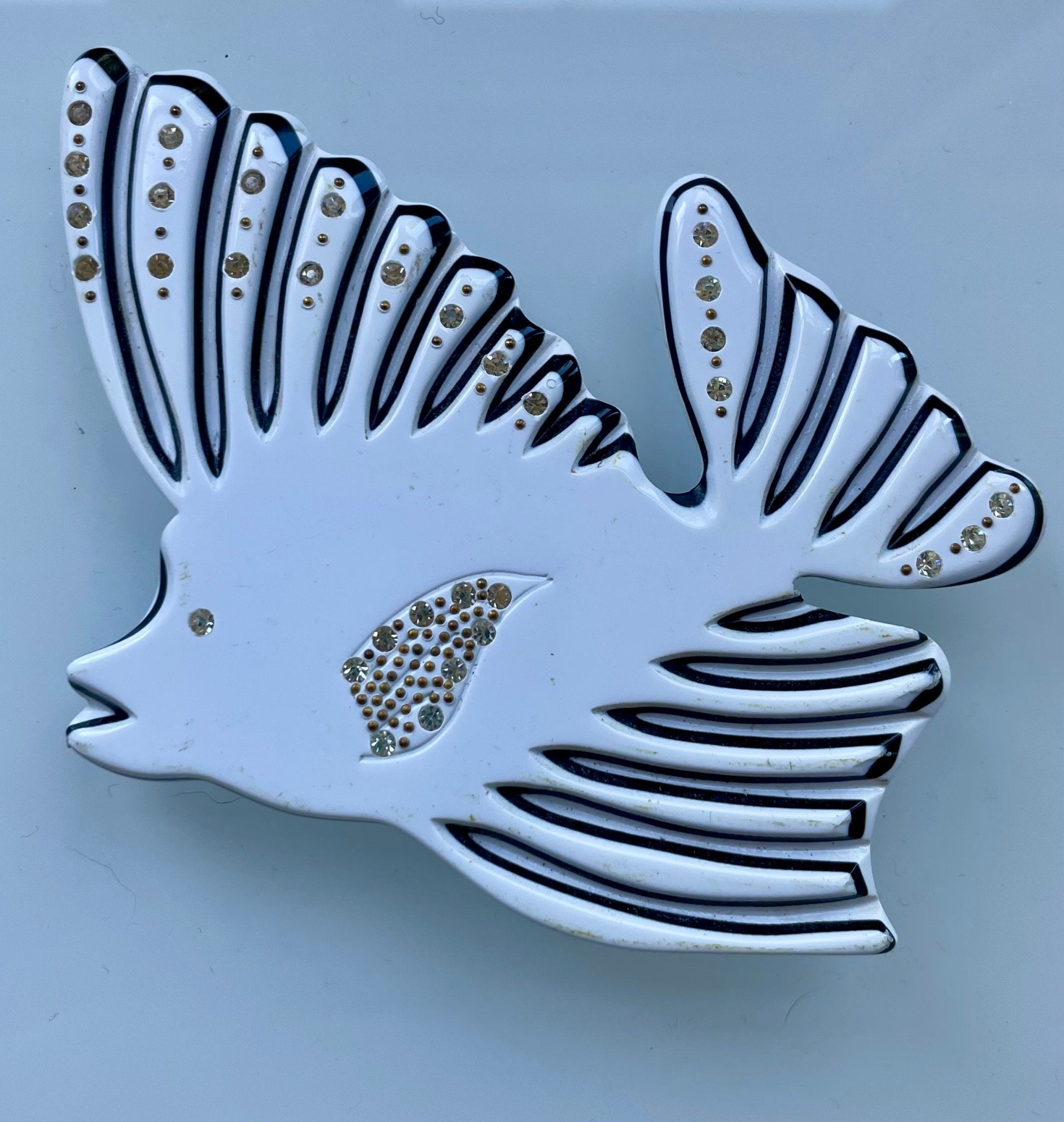 Vintage white fish brooch - Natalia Willmott