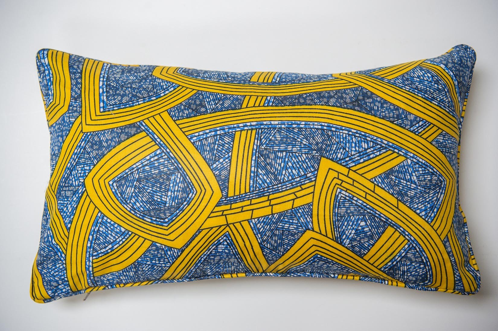 Amari cushion - Natalia Willmott