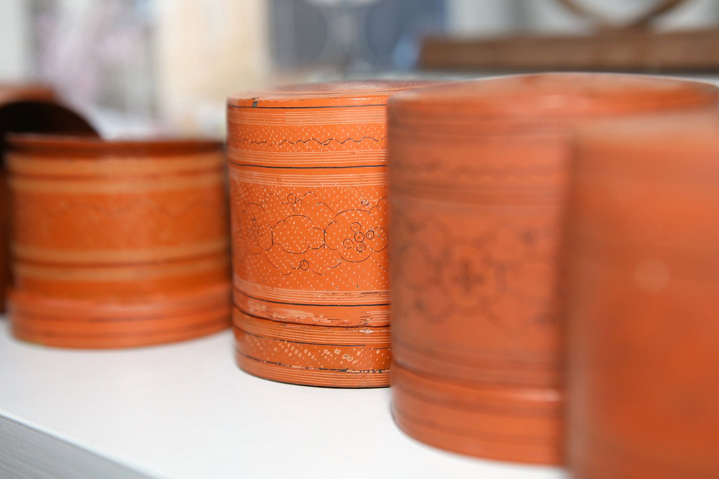 Antique Kun-it Burmese lacquerware box - Natalia Willmott
