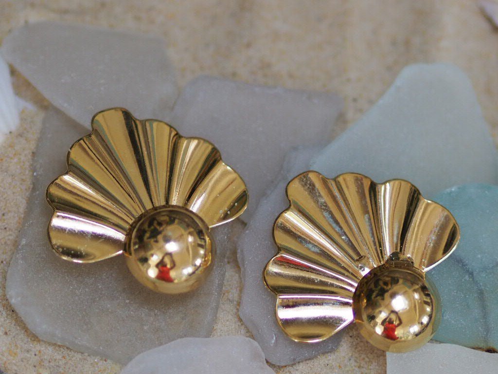 Art deco shell clip on earrings - Natalia Willmott