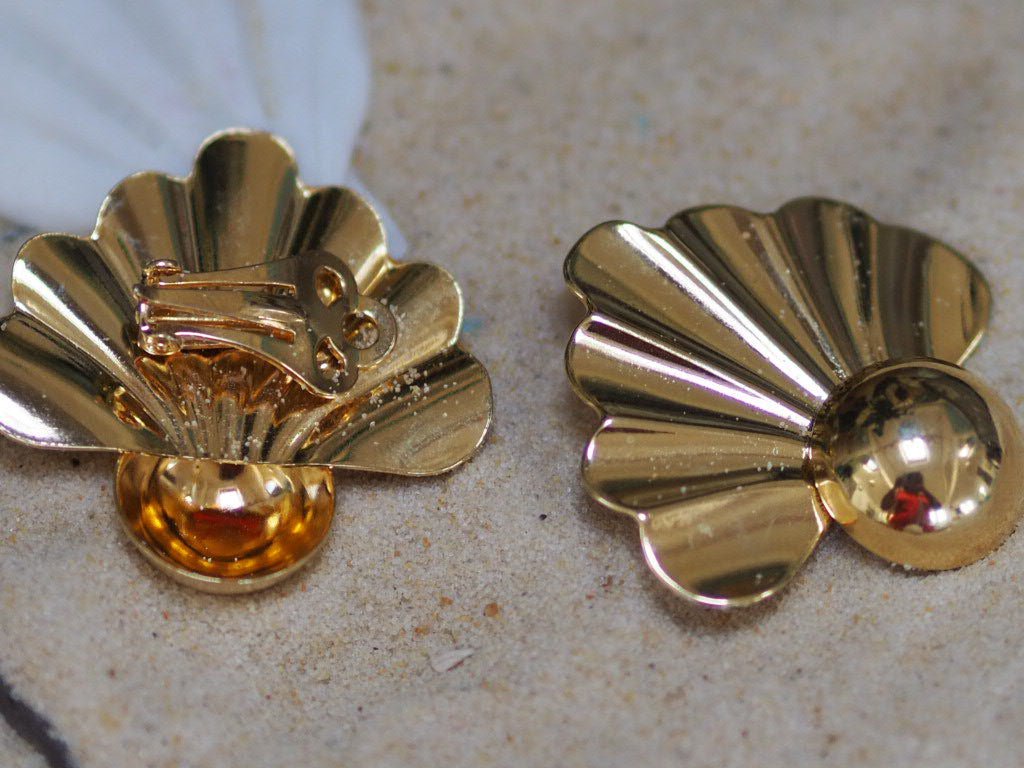 Art deco shell clip on earrings - Natalia Willmott
