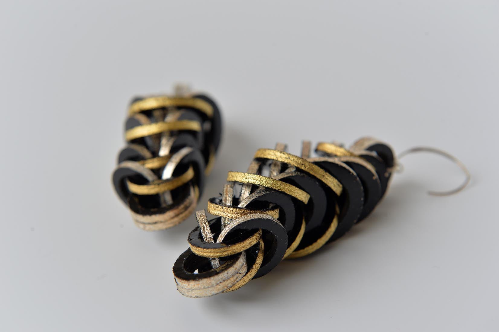 Black and gold links leather earrings by Mojiana - Natalia Willmott