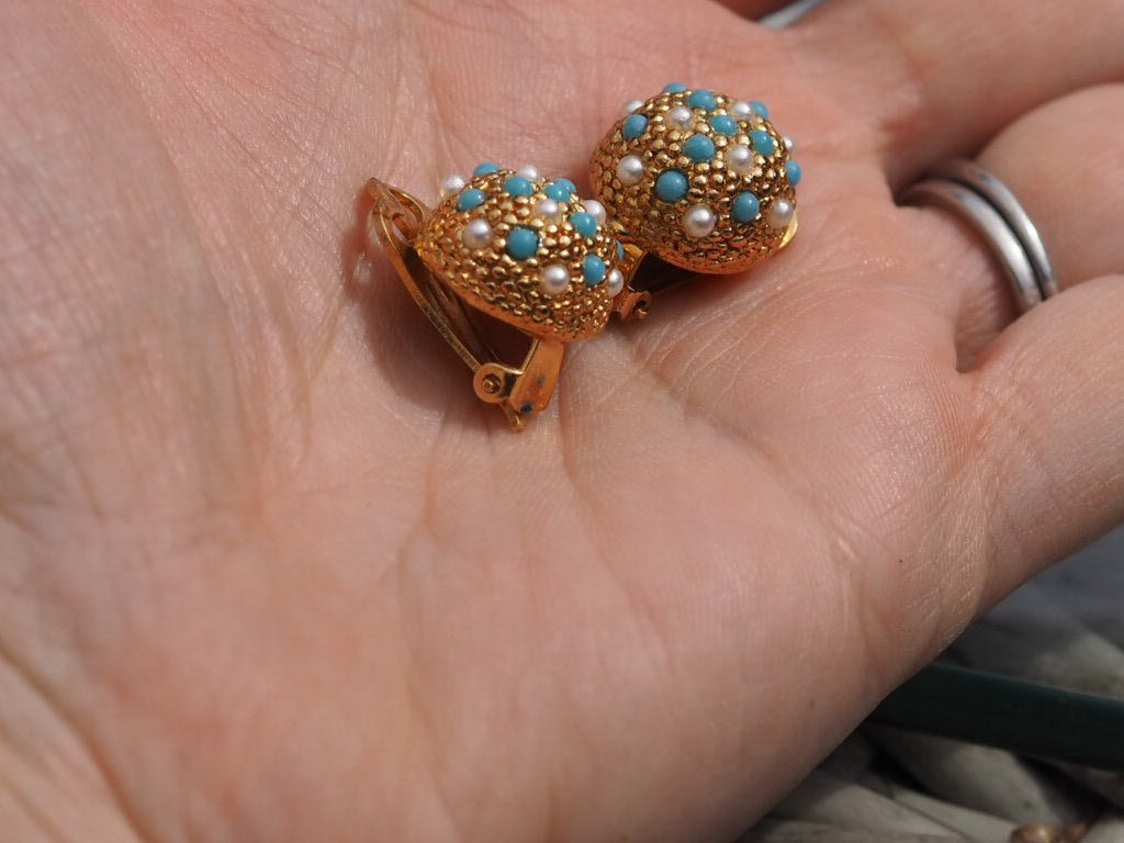 Bombé clip on earrings - Natalia Willmott