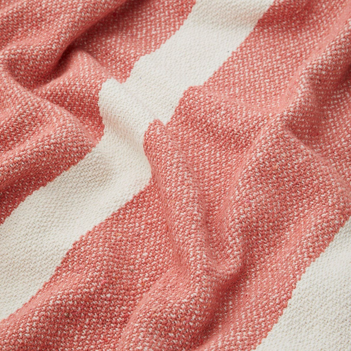 Coral throw/ blanket with fringes - Natalia Willmott