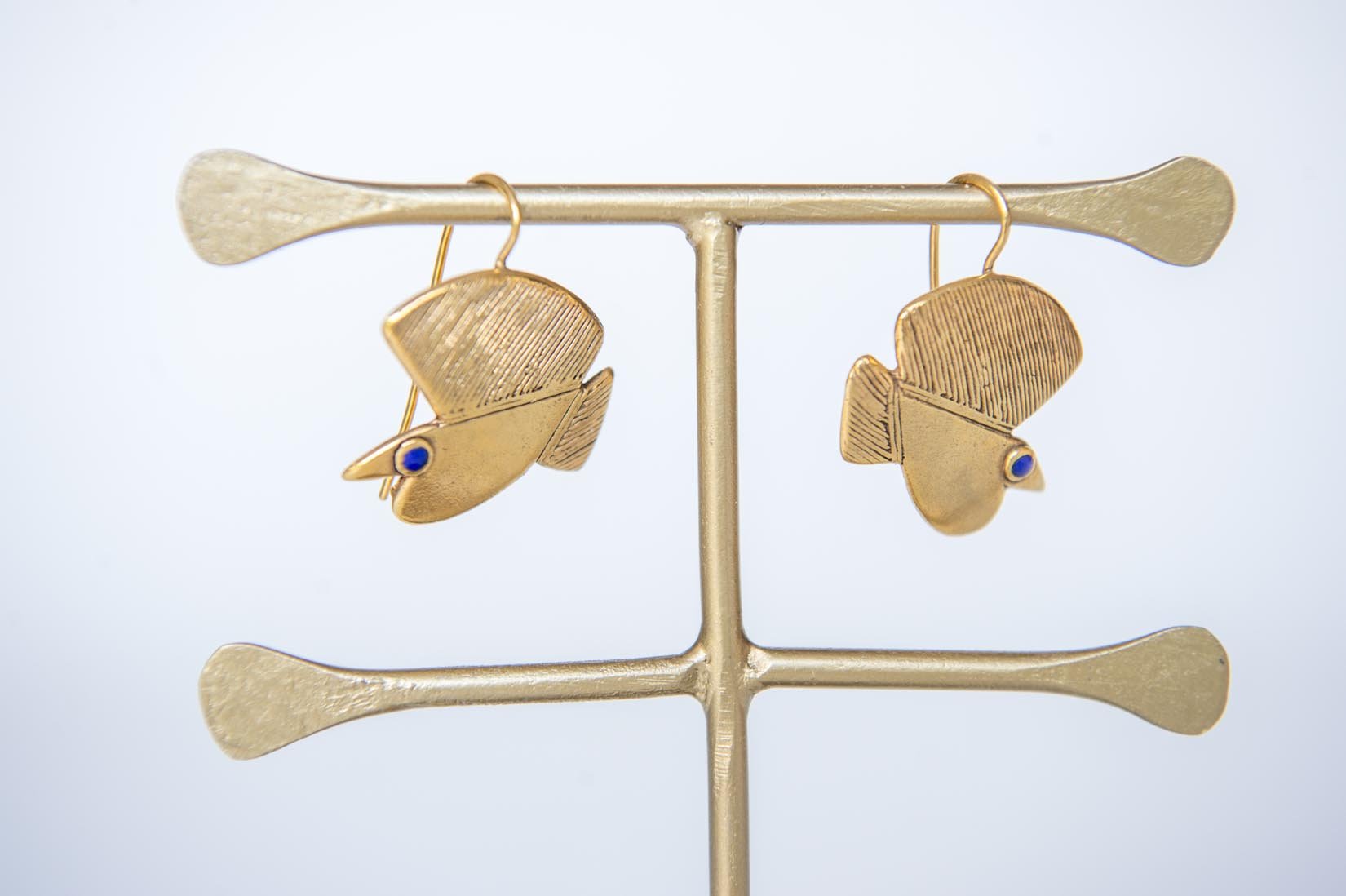 Earrings "Aeropost" by Elisabeth Riveiro - Natalia Willmott