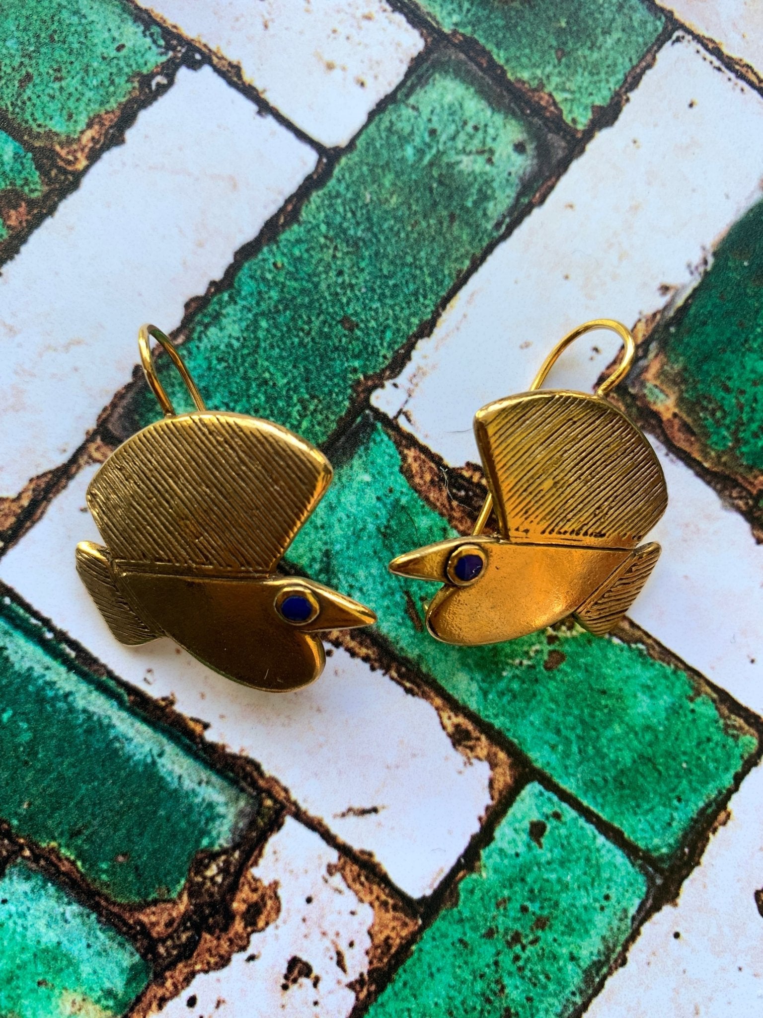 Earrings "Aeropost" by Elisabeth Riveiro - Natalia Willmott