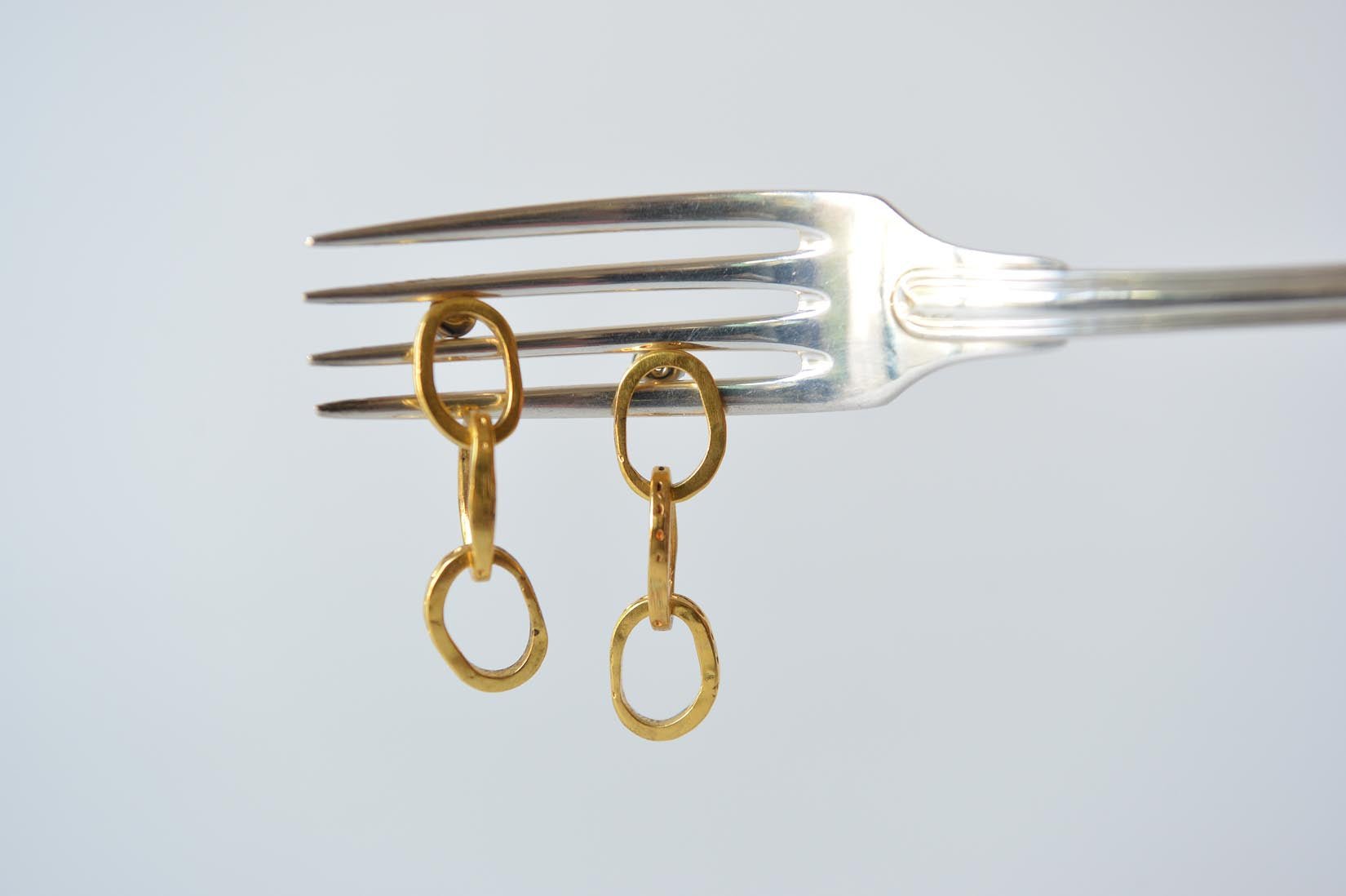 Earrings "Chainette" by Elisabeth Riveiro - Natalia Willmott