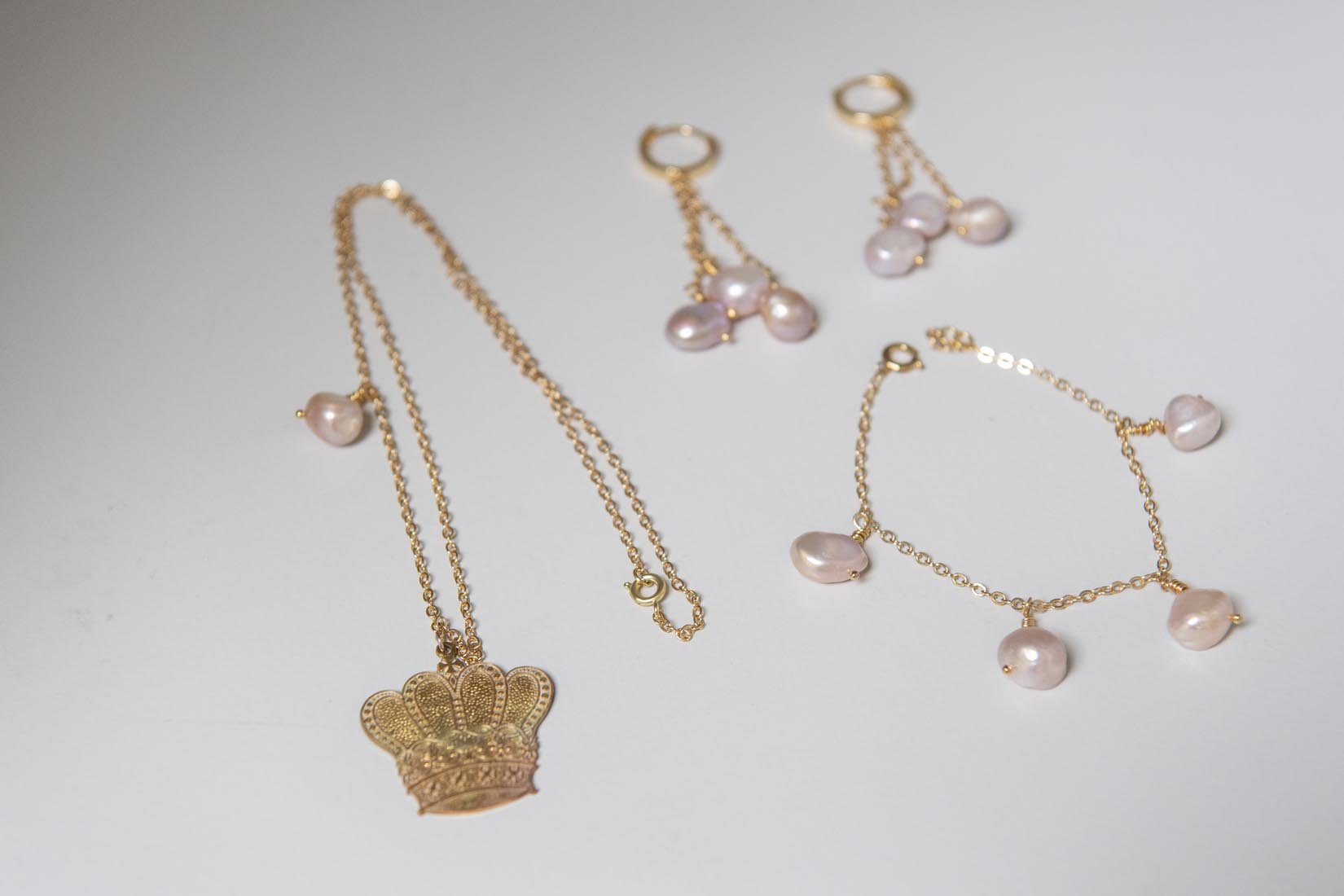 Fit for a queen freshwater Pearl jewellery - Natalia Willmott