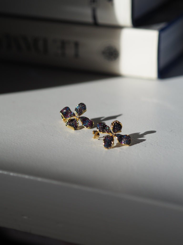 Flower multicoloured zircon on gold jewellery - Natalia Willmott