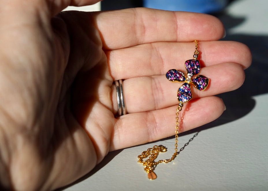Flower multicoloured zircon on gold jewellery - Natalia Willmott