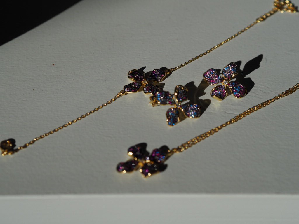 Flower multicoloured zircon on gold jewellery - Natalia Willmott