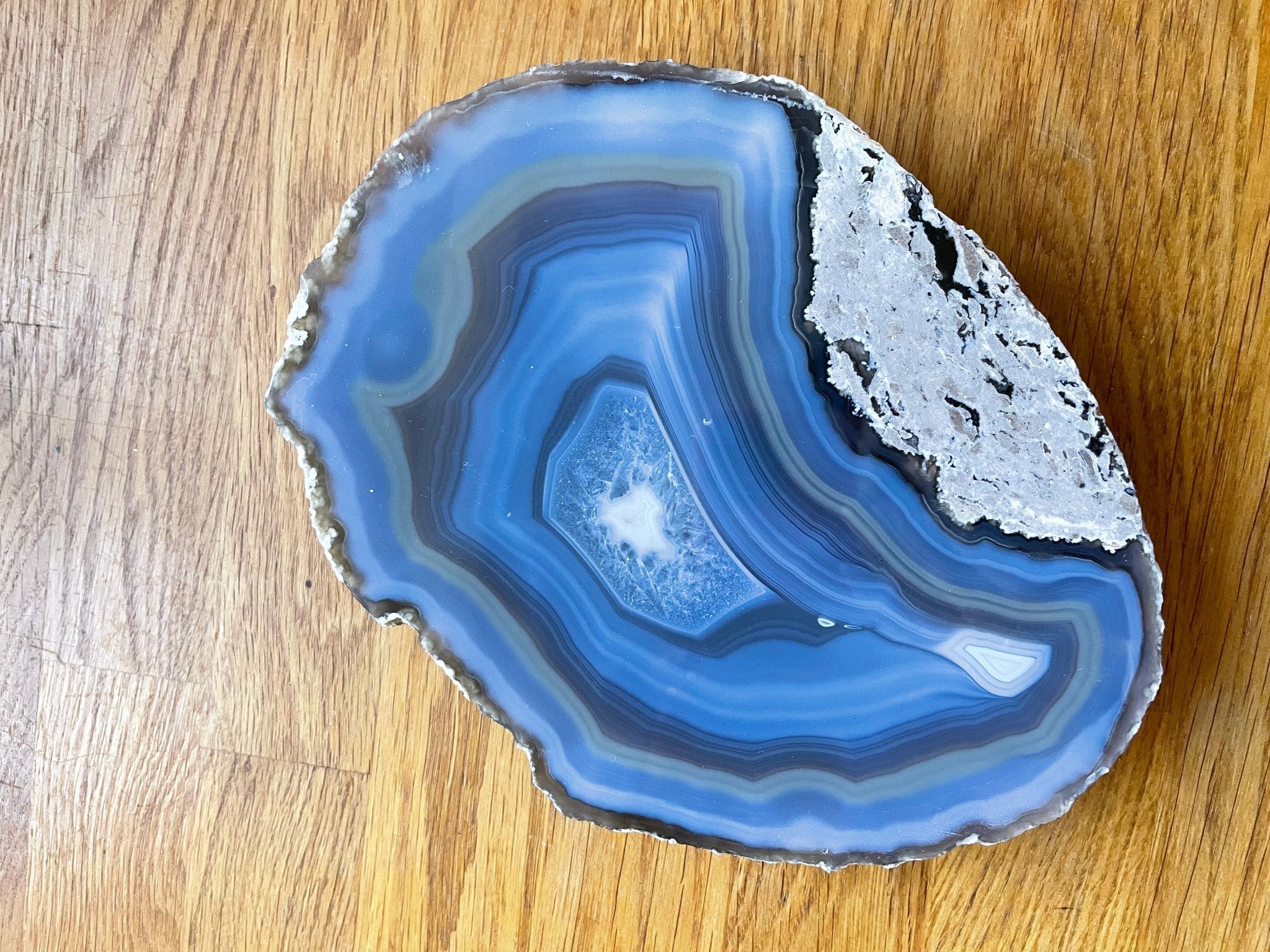 Grey agate slice/coaster - Natalia Willmott