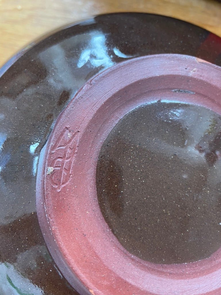 Hand thrown earthenware bowl with chicken and chicks by Elisabeth Bailey - Natalia Willmott