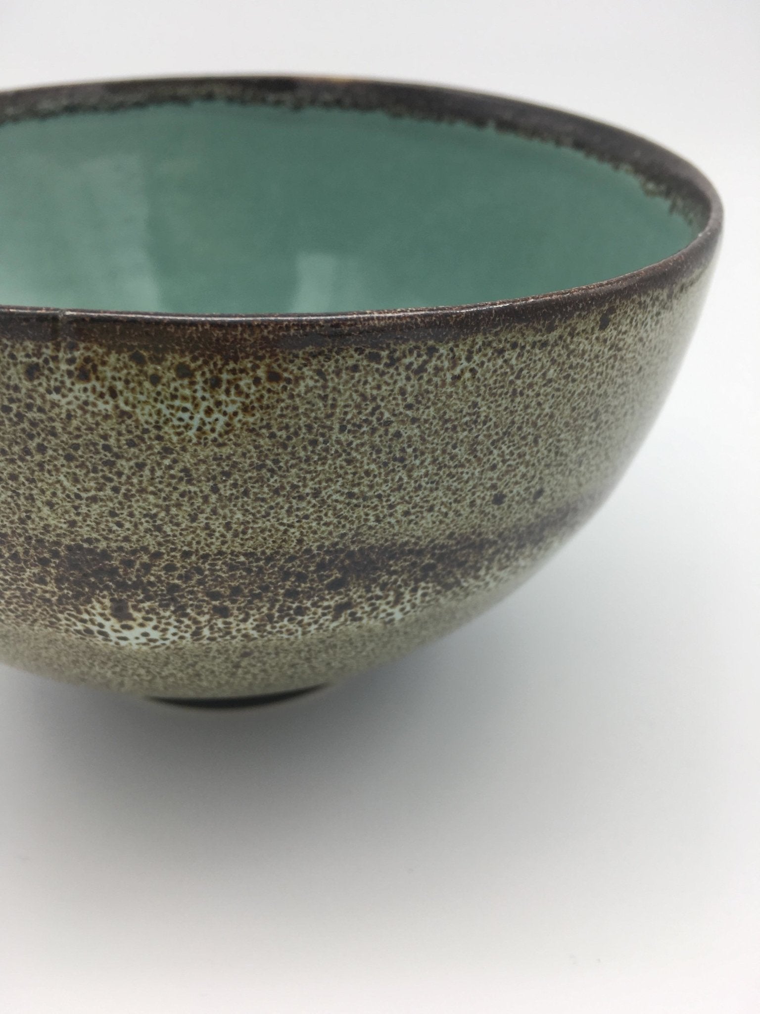 Hand thrown speckled stoneware bowl - Natalia Willmott