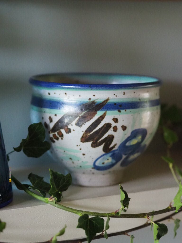 Hand thrown speckled stoneware studio pottery bowl - Natalia Willmott