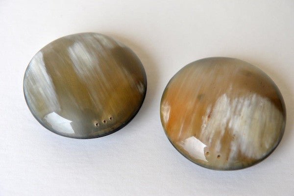 Horn salt & pepper holders - Natalia Willmott