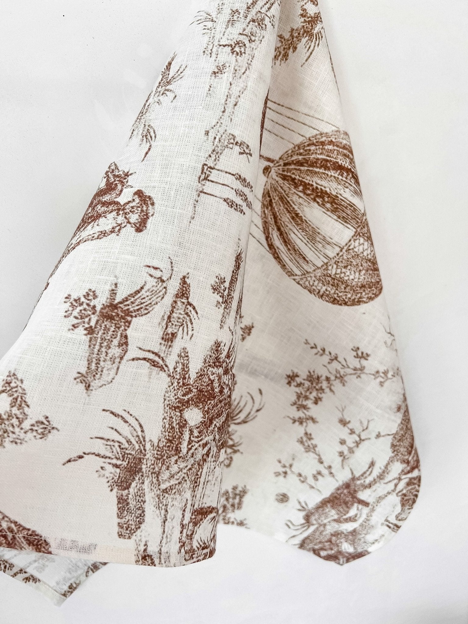 Hot air ballon "Toile de Jouy" linen taupe kitchen towel/dish cloth - Natalia Willmott