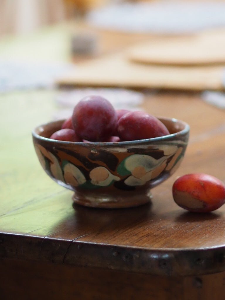 Hungarian clay bowls - Natalia Willmott
