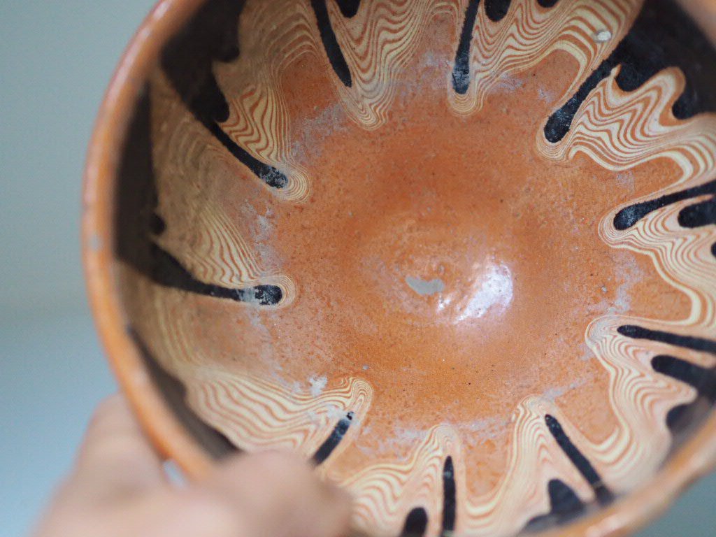 Hungarian clay bowls - Natalia Willmott