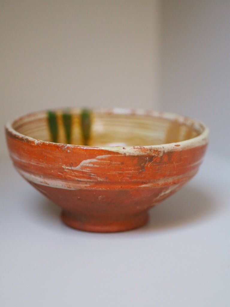 Hungarian clay bowls - Natalia Willmott
