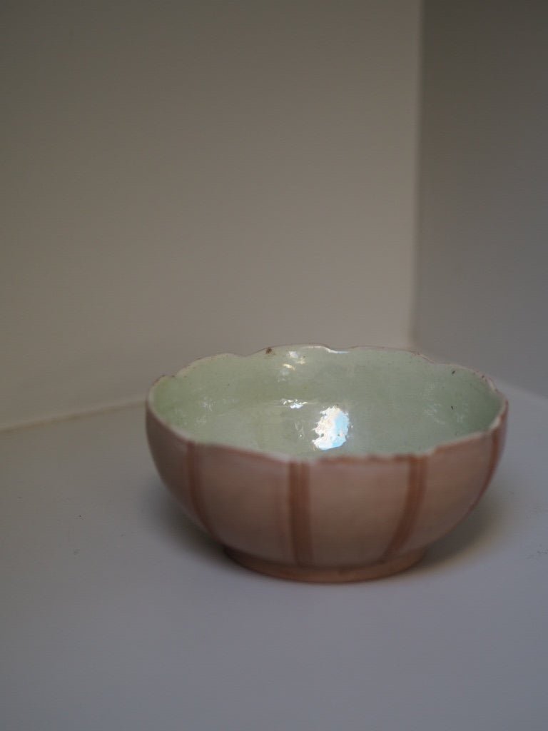 Hungarian clay bowls - Natalia Willmott
