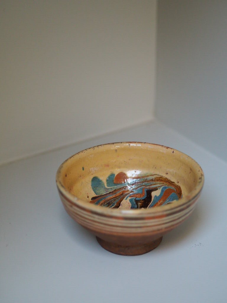 Hungarian clay bowls - Natalia Willmott