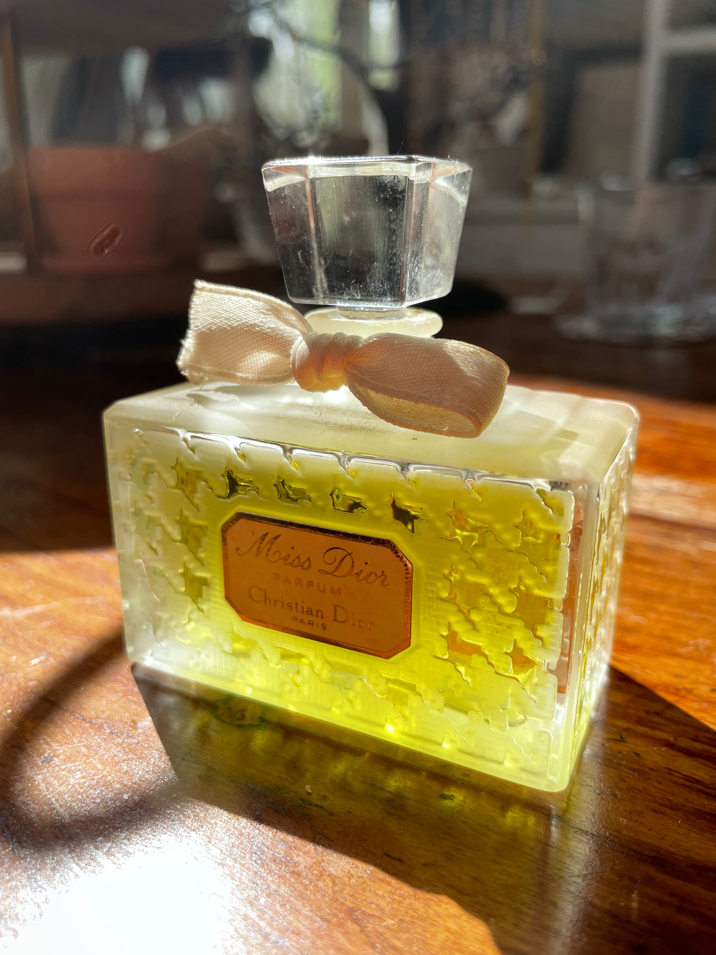 Christian dior top old perfume