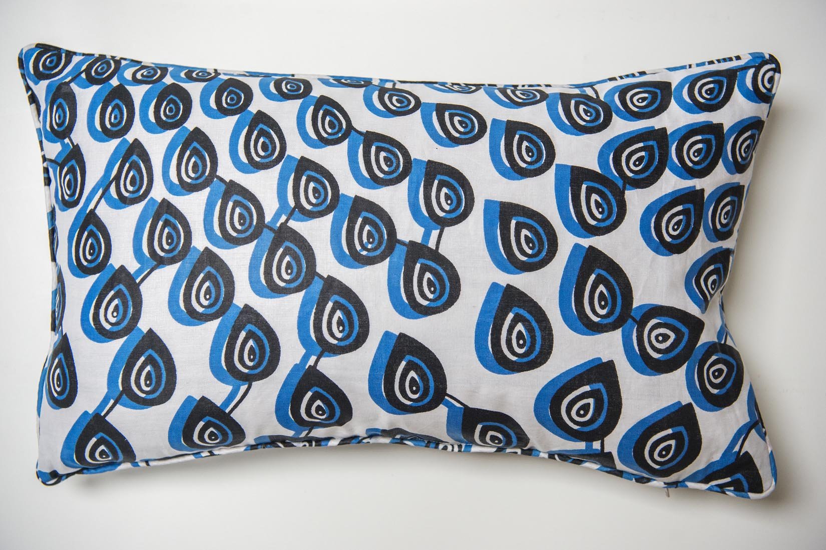 Kojo cushion - Natalia Willmott