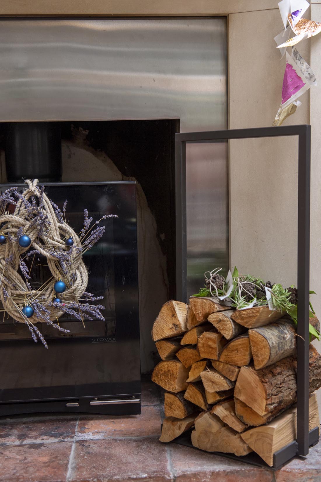 Log rack - Natalia Willmott
