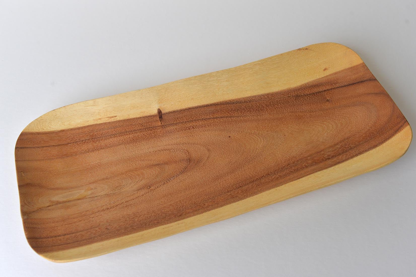 Mango wood tray - Natalia Willmott