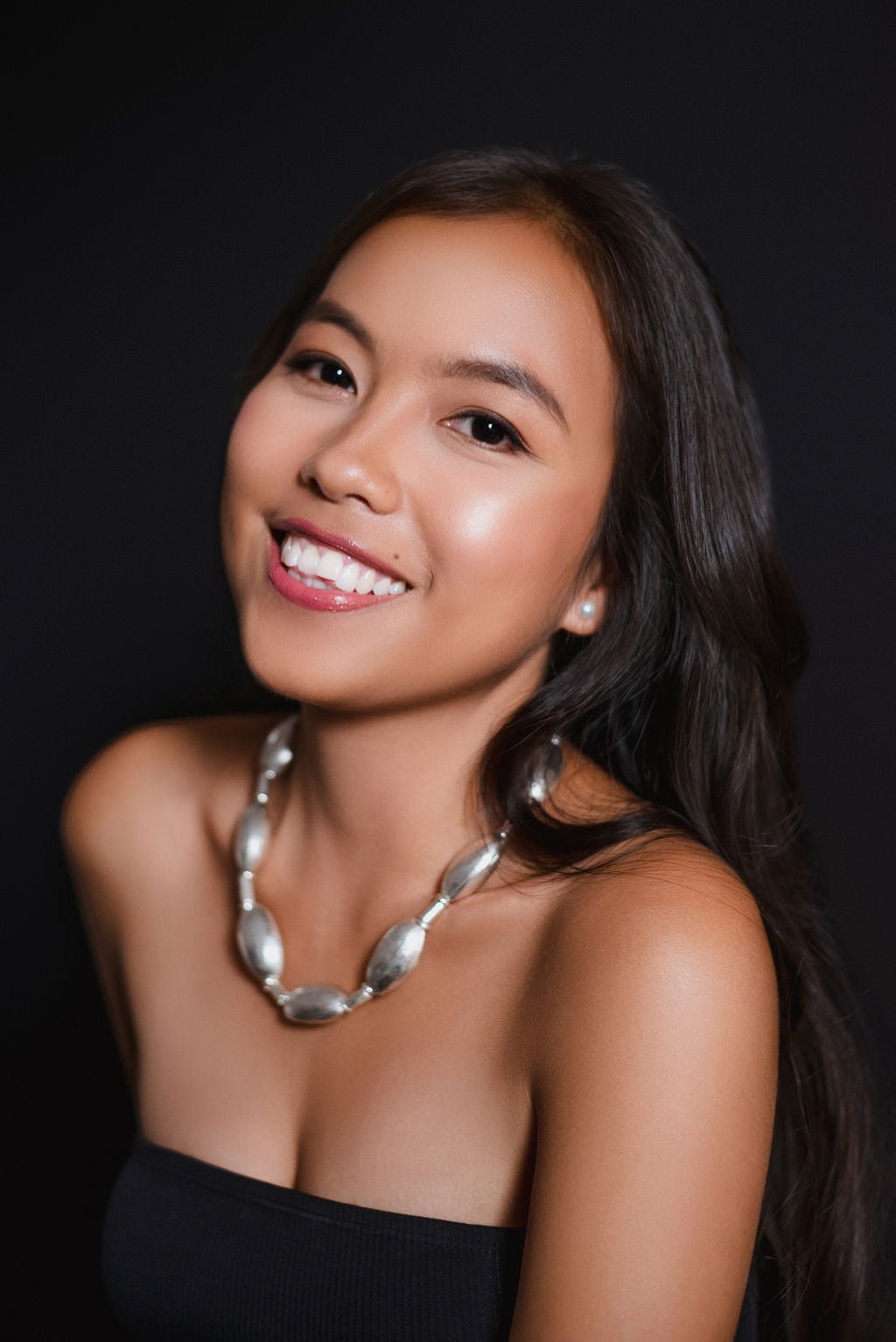 Necklace Cajou by Elisabeth Riveiro - Natalia Willmott