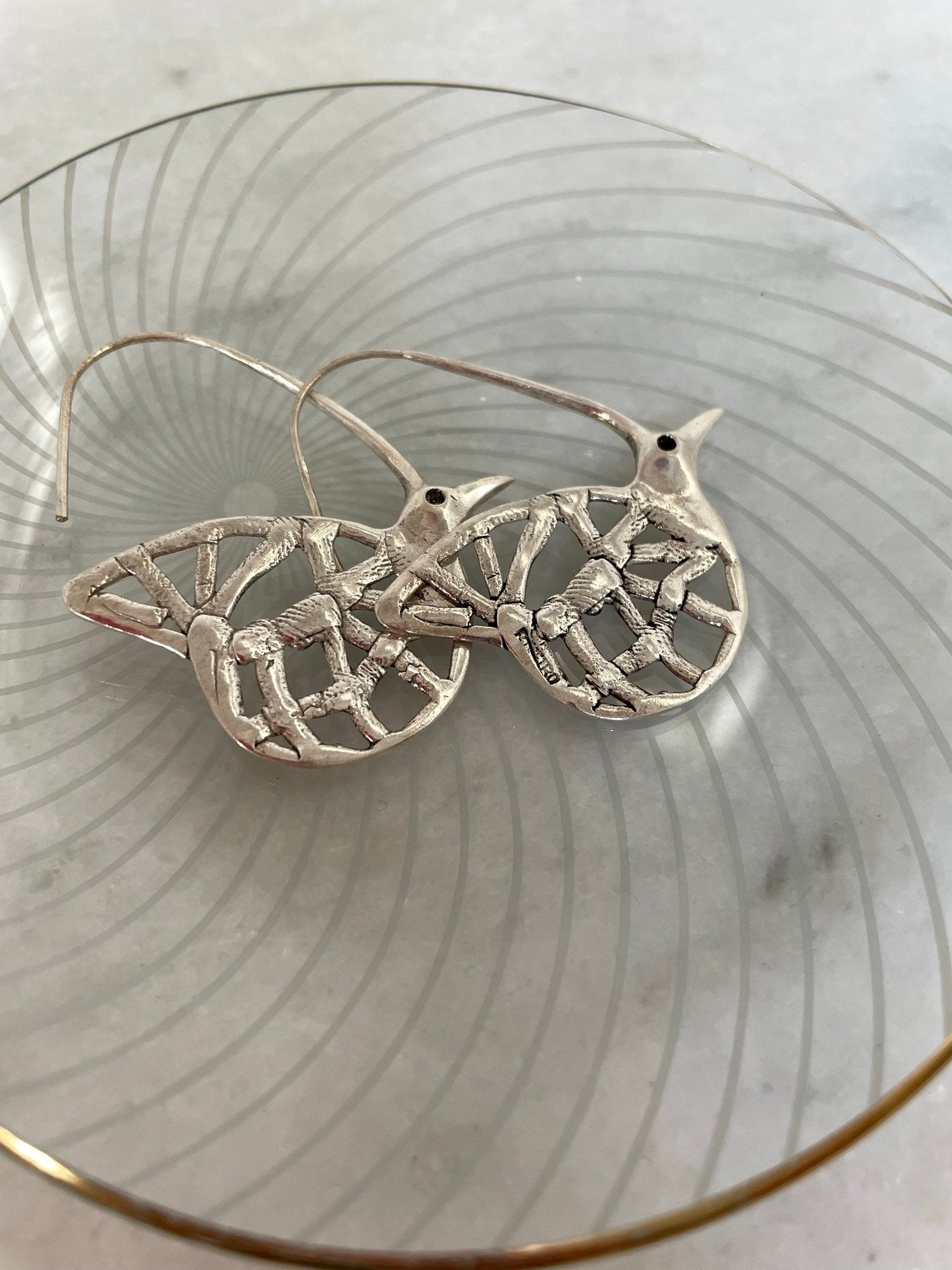 Oiseau - earrings by Elisabeth Riveiro - Natalia Willmott
