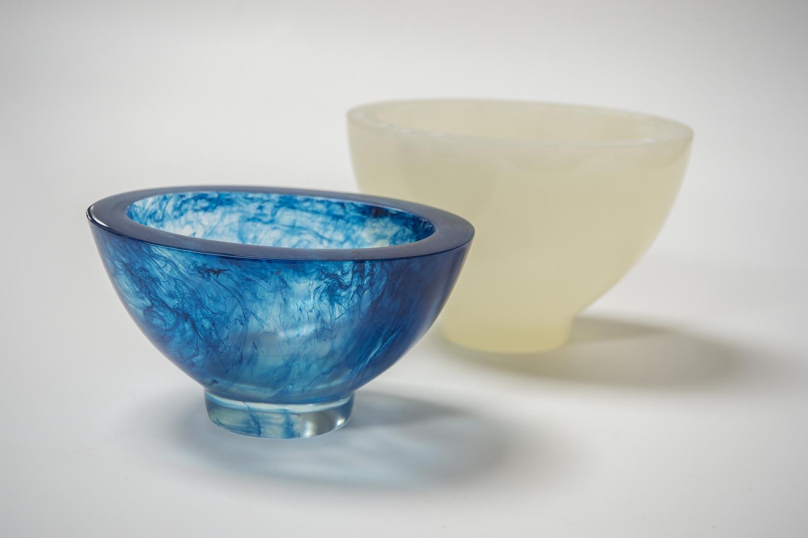 Resin bowl - Natalia Willmott