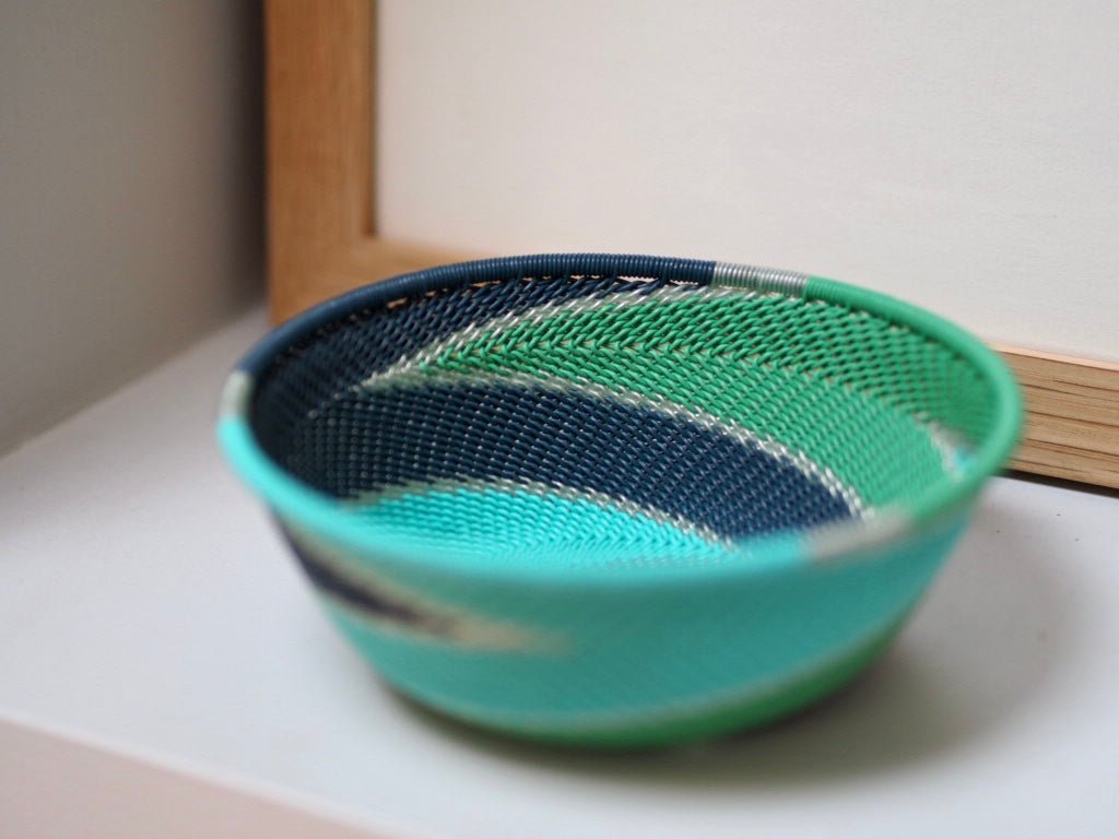 Small wire Zulu bowl - Natalia Willmott