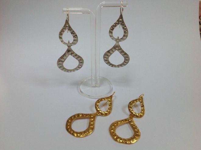Snowflake drops earrings by Elisabeth Riveiro - Natalia Willmott