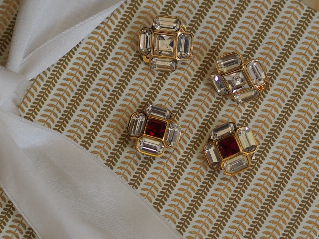 Sphinx quatrefoil vintage clip on earrings - Natalia Willmott