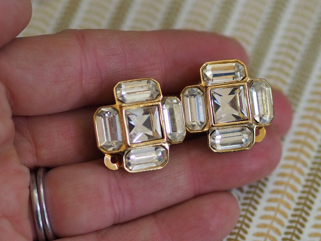 Sphinx quatrefoil vintage clip on earrings - Natalia Willmott