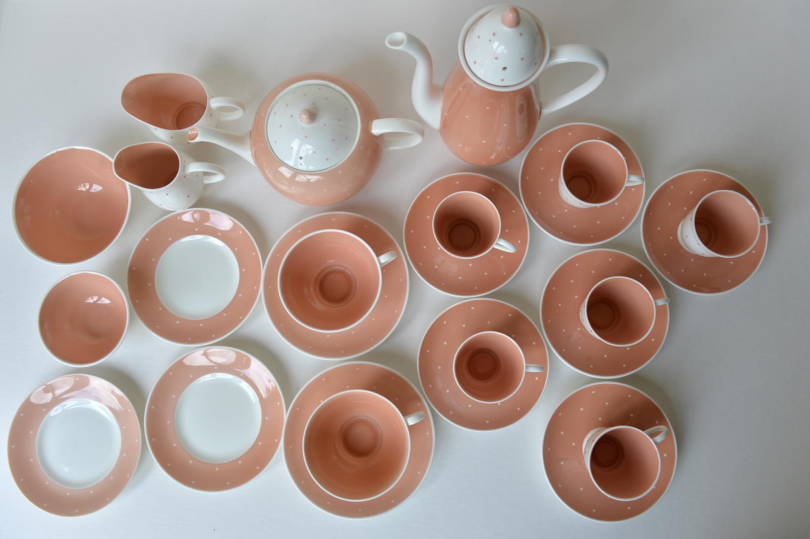 Susie Cooper Raised spots pink coffee set/tea set - Natalia Willmott