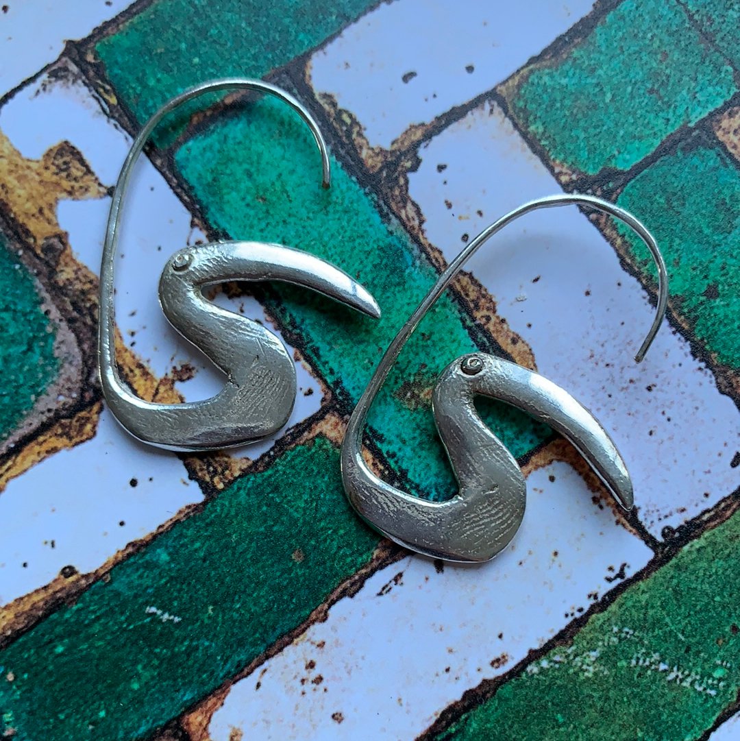 Toucan earrings by Elisabeth Riveiro - Natalia Willmott