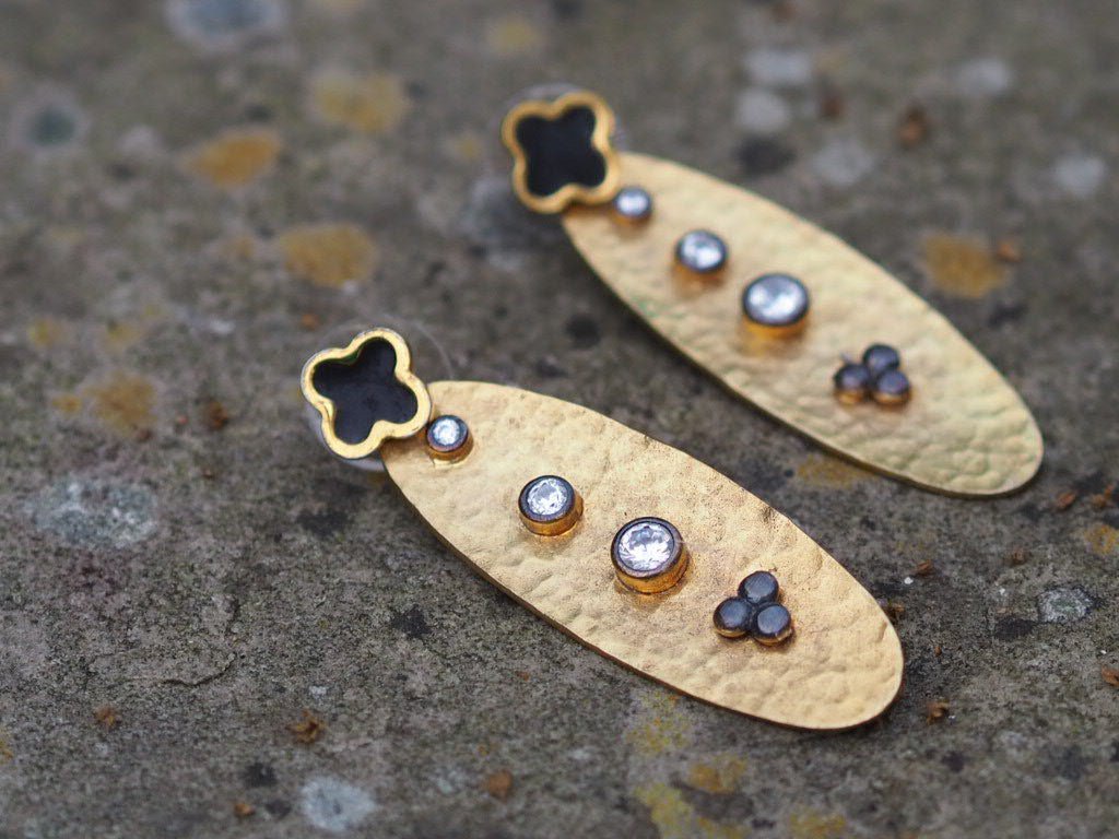 Trefoil oval pendant earrings - Natalia Willmott