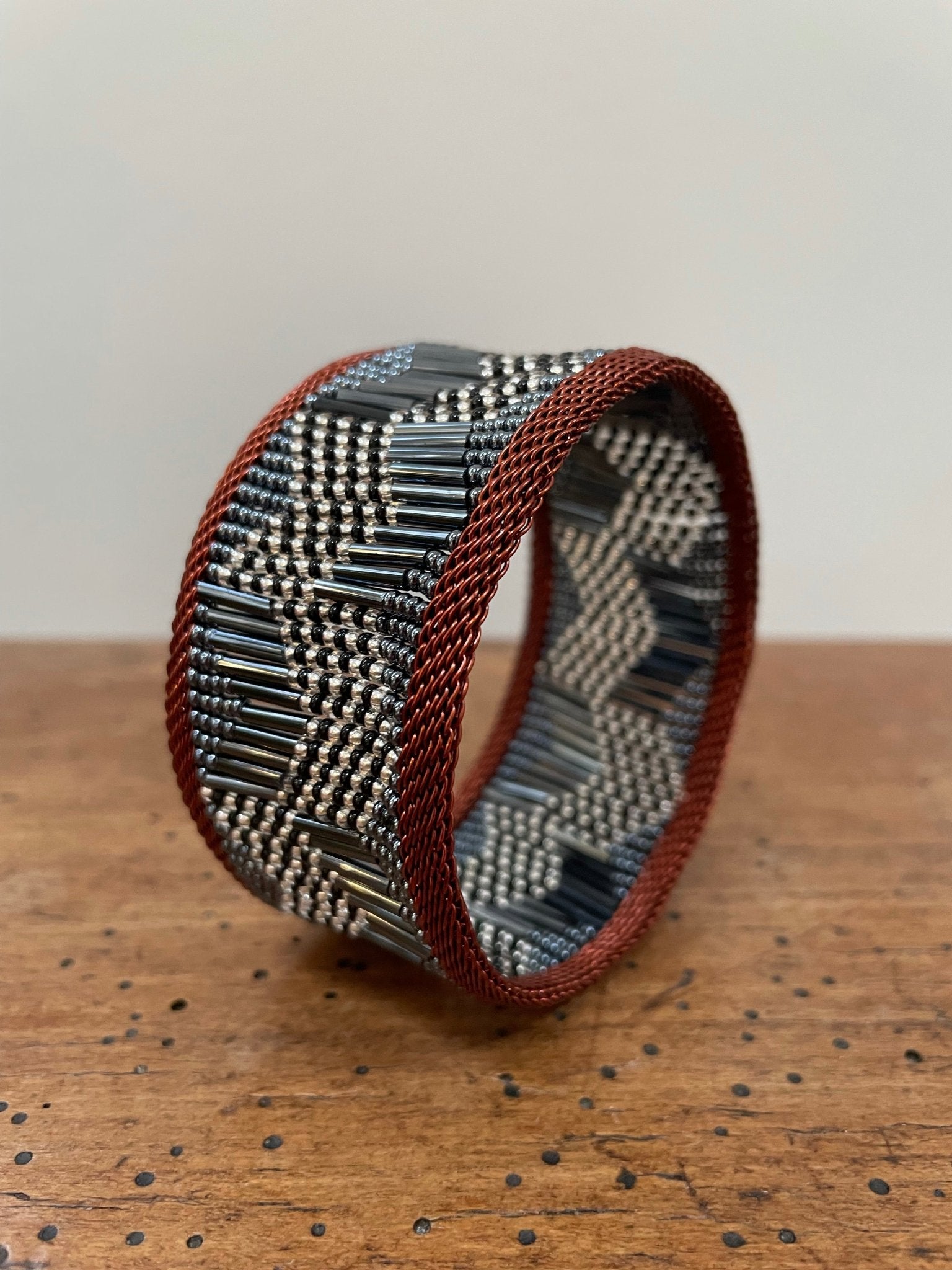 Woven copper and glass beads bracelet medium - Natalia Willmott